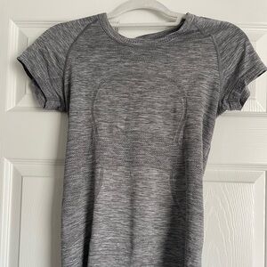 Lululemon Athletica Women’s Swiftly Tech Short Sleeve